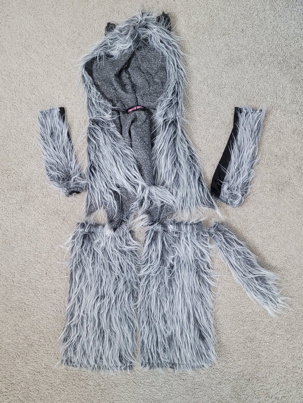 Trickz N' Treatz Dolls Kill Canine Behavior Wolf Costume Size S